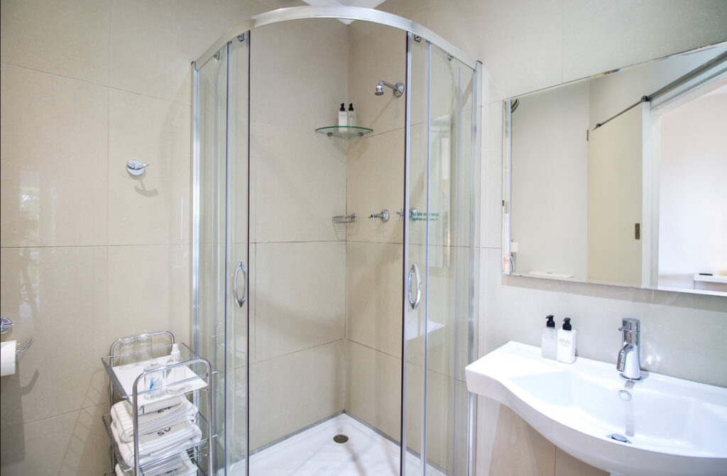 South Villa – Classic Double room (top floor)